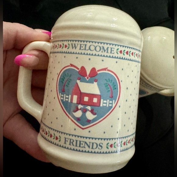 VTG Ceramic Salt & Pepper Shakers Welcome Friends Hearts & Geese Cottagecore EUC - Picture 10 of 10